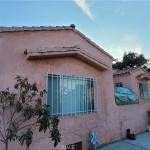 Modern Beauty in Granada Hills