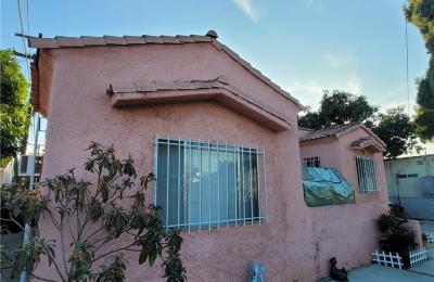 Modern Beauty in Granada Hills